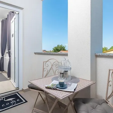 Apartments Amore פאז'אנה