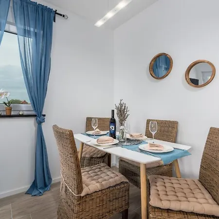 Apartments Amore פאז'אנה
