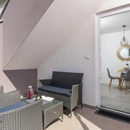 Apartments Amore *