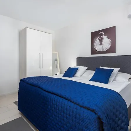 Apartments Amore Apartment